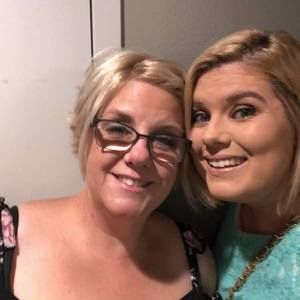 Meet your Posher, Crystal